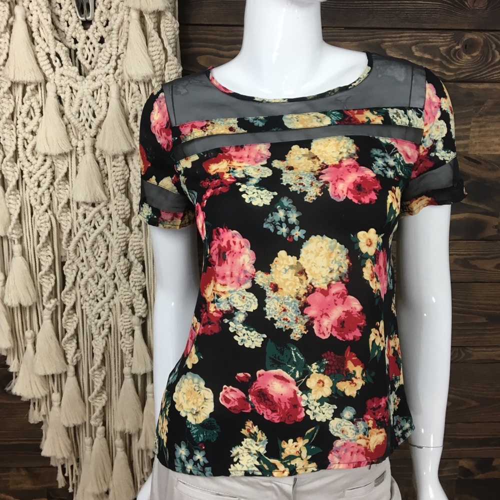 Skies are Blue |‎ Floral Sheer Yoke Mesh Blouse